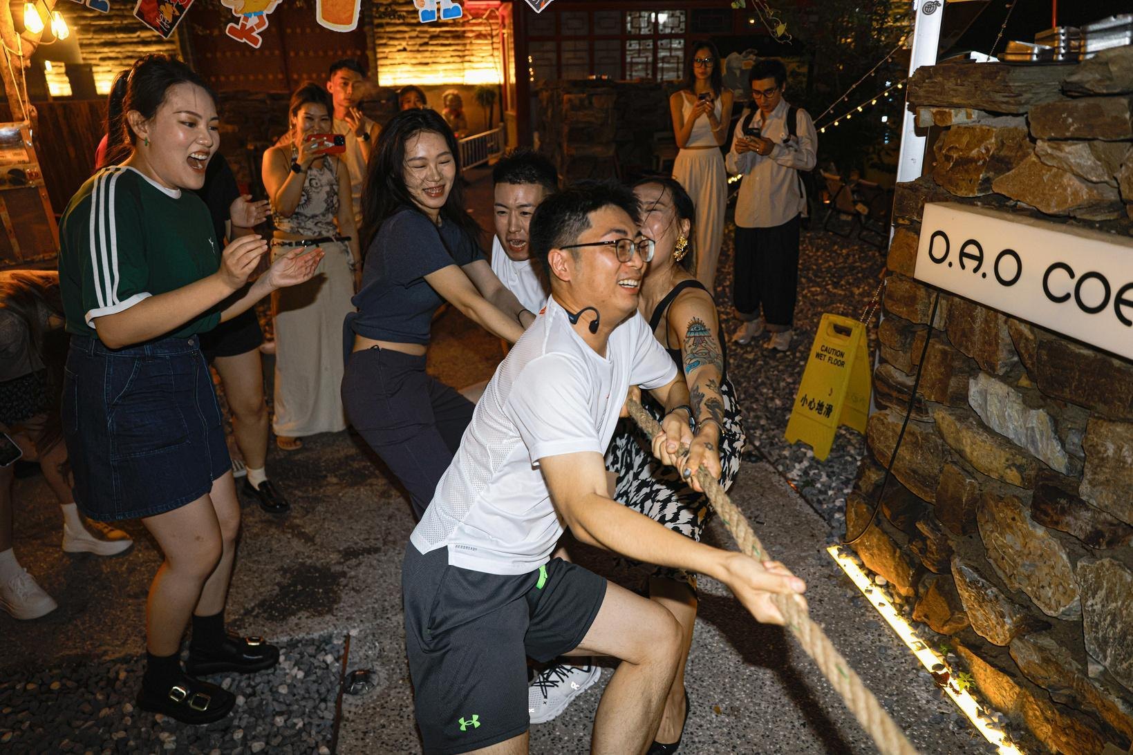 跳海与脆脆鲨合作主题活动现场